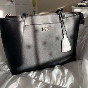 Michael Kors Top Zip Tote